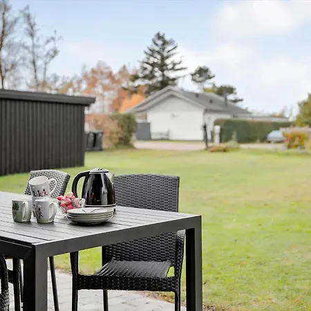 Sl301-korsor-strandengen-1 Holiday home Korsor